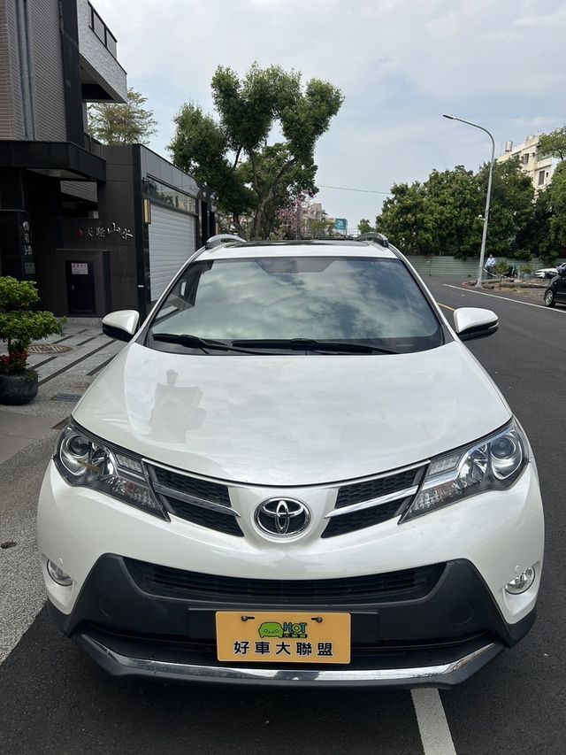 TOYOTA豐田 RAV4  第3張相片