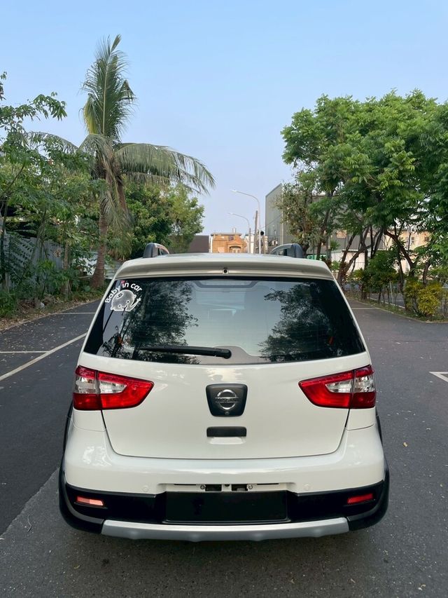NISSAN日產 LIVINA  第4張相片