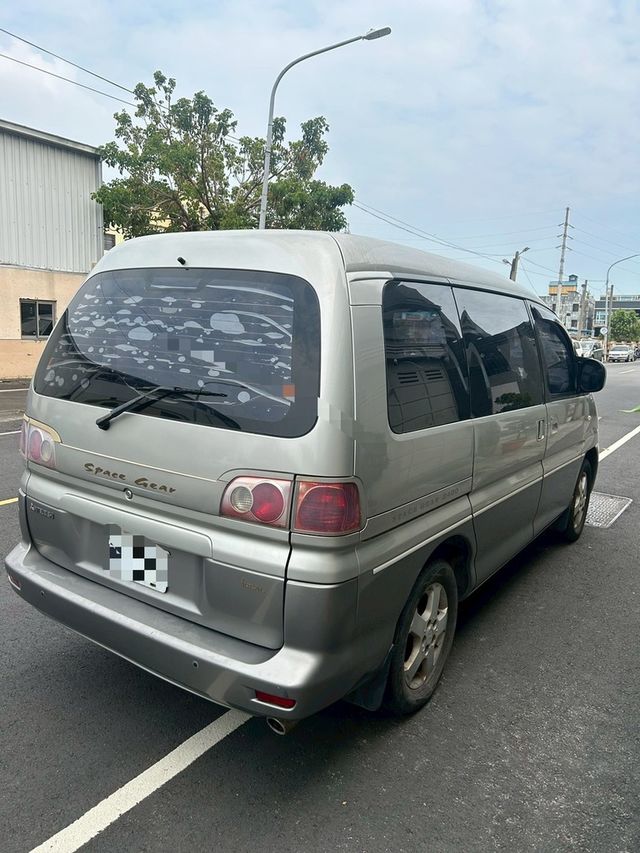 MITSUBISHI三菱 SPACE GEAR  第2張相片