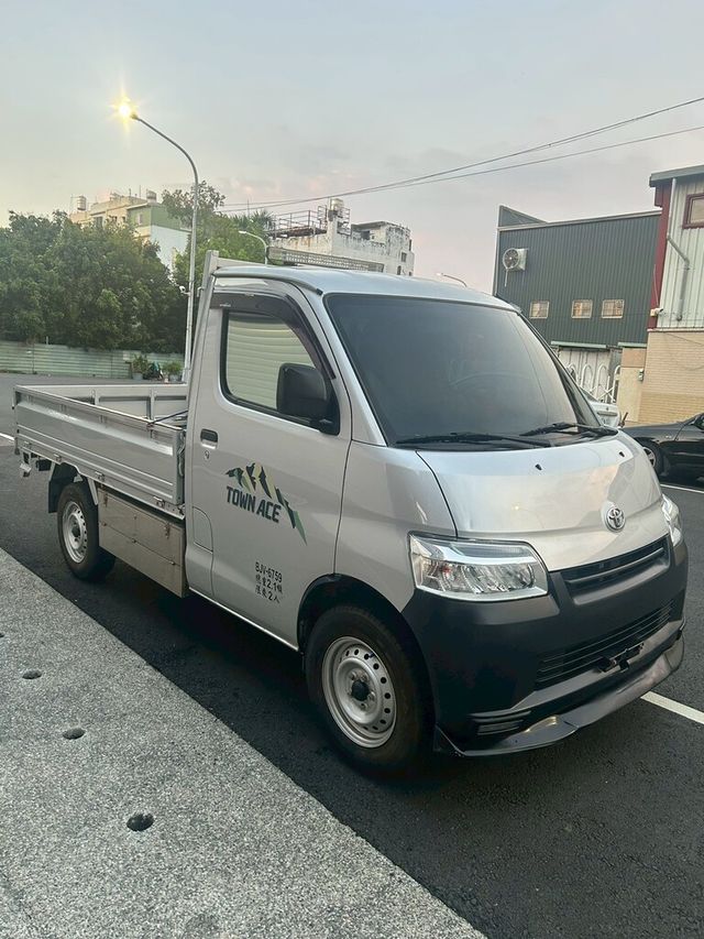 TOYOTA豐田 TOWN ACE  第1張相片