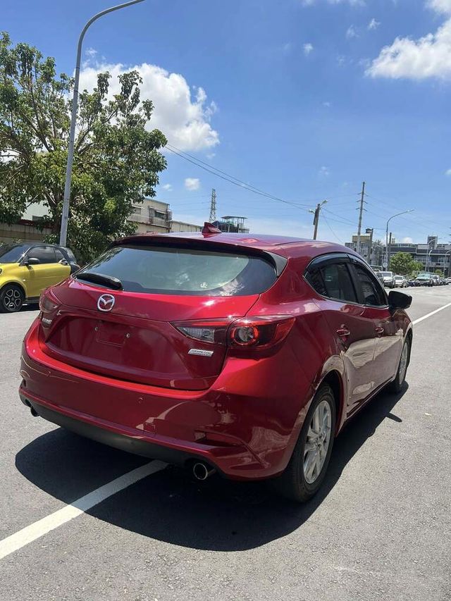 MAZDA馬自達 MAZDA 3  第2張相片