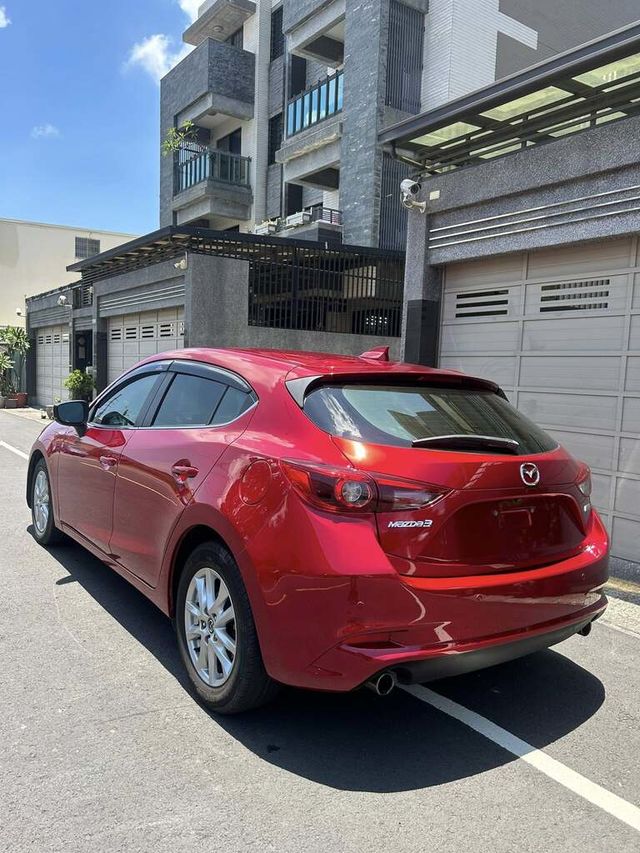 MAZDA馬自達 MAZDA 3  第7張相片