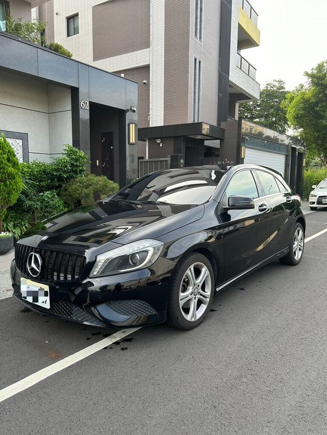 M-BENZ賓士 A180  第7張相片