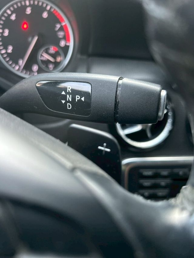 M-BENZ賓士 A180  第8張相片