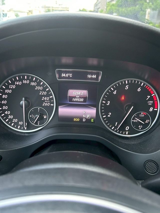 M-BENZ賓士 A180  第9張相片