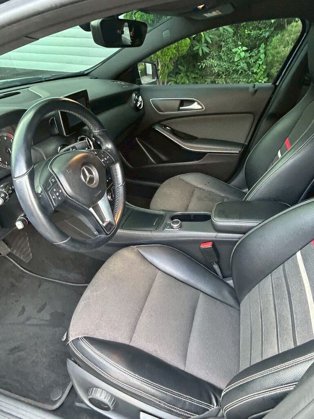 M-BENZ賓士 A180  第10張相片