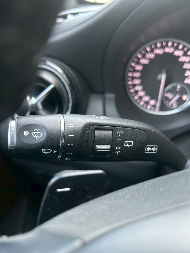 M-BENZ賓士 A180  第13張相片