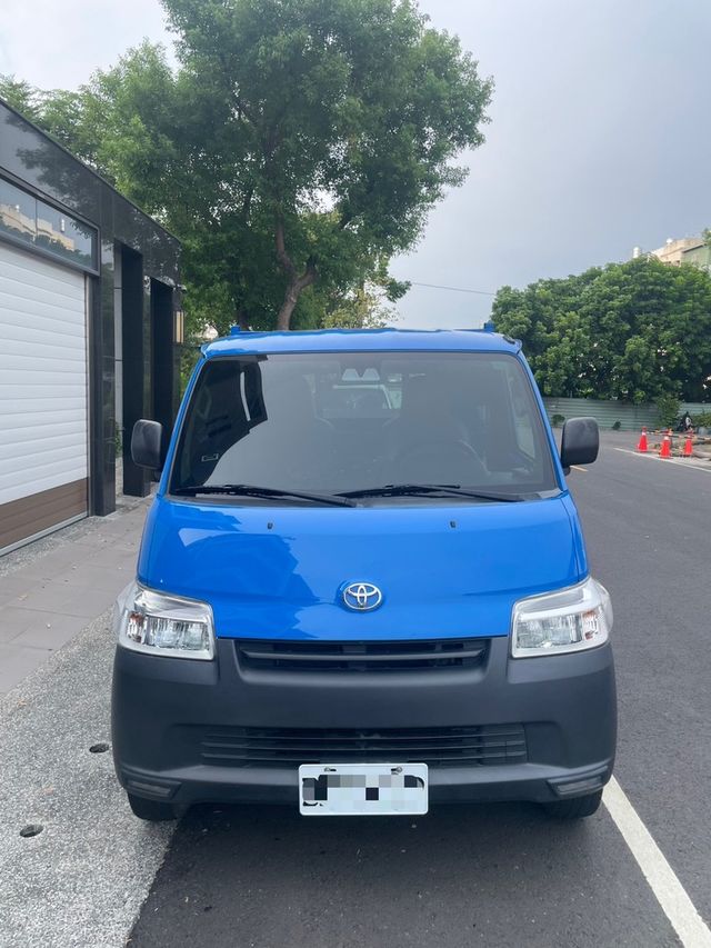 TOYOTA豐田 TOWN ACE  第3張相片