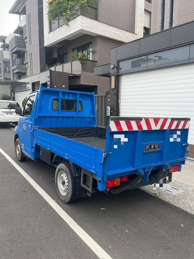 TOYOTA豐田 TOWN ACE  第7張相片