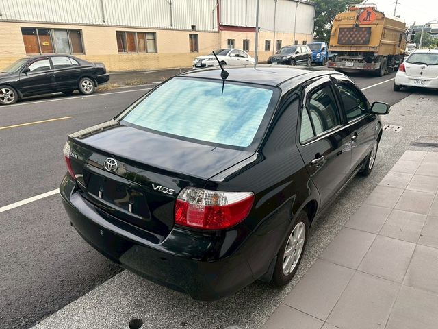 TOYOTA豐田 VIOS  第2張相片
