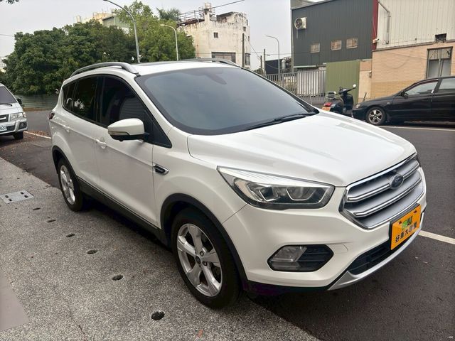 FORD福特 KUGA  第7張相片