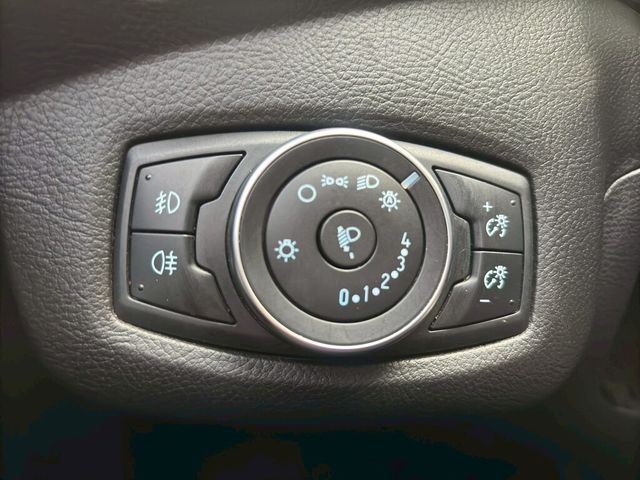 FORD福特 KUGA  第12張相片