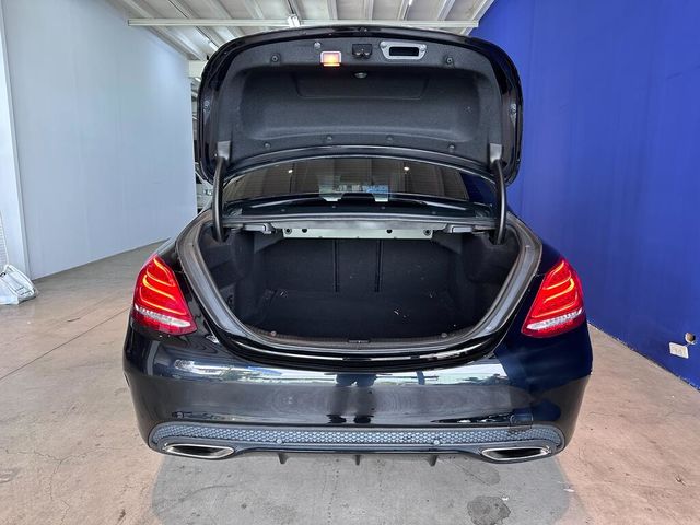 M-BENZ賓士 C300  第6張相片