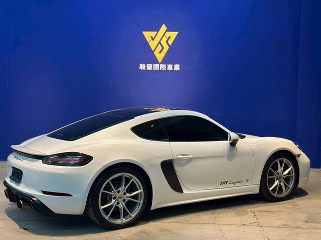 PORSCHE保時捷 CAYMAN  第2張相片