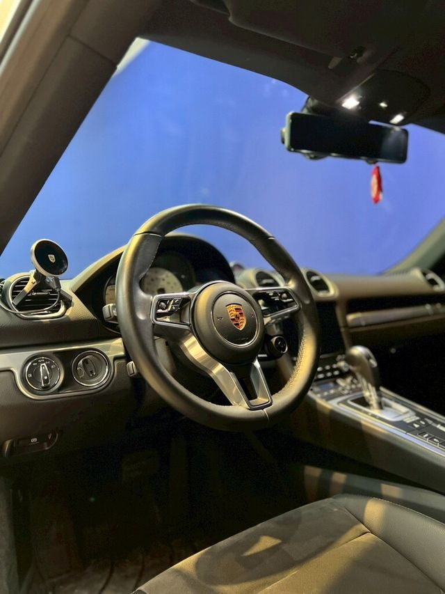 PORSCHE保時捷 CAYMAN  第12張相片