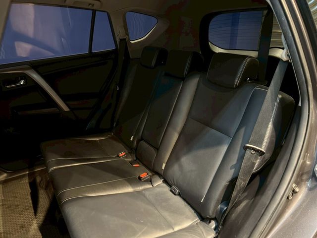 TOYOTA豐田 RAV4  第8張相片