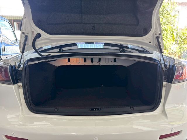 MITSUBISHI三菱 LANCER FORTIS  第6張相片