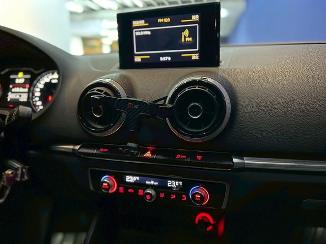 AUDI奧迪 A3  第10張相片