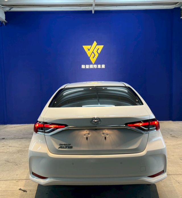 TOYOTA豐田 ALTIS  第4張相片