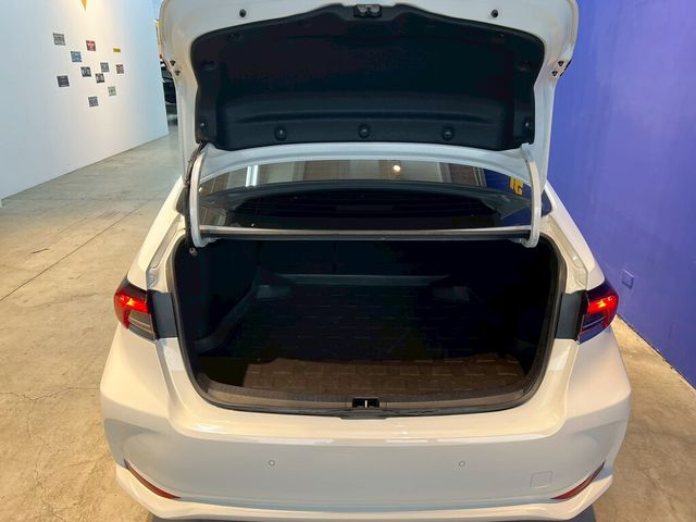 TOYOTA豐田 ALTIS  第6張相片