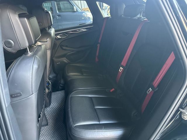 PORSCHE保時捷 MACAN S  第8張相片