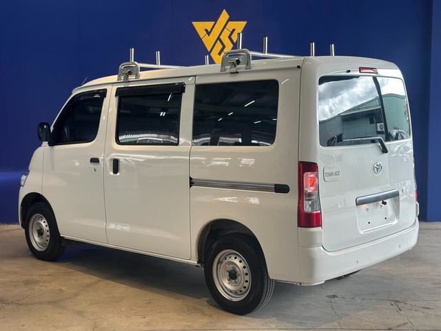 TOYOTA豐田 TOWN ACE  第3張相片