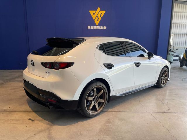 MAZDA馬自達 MAZDA 3  第3張相片