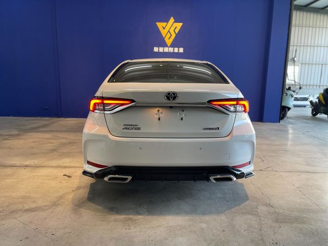 TOYOTA豐田 COROLLA ALTIS HYBRID  第6張相片