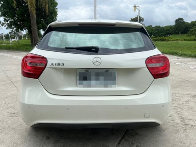M-BENZ賓士 A180  第4張相片