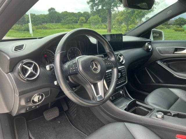 M-BENZ賓士 A180  第6張相片