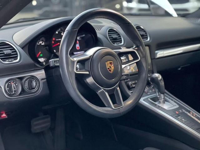 PORSCHE保時捷 CAYMAN  第7張相片