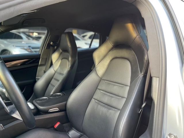 PORSCHE保時捷 PANAMERA  第16張相片