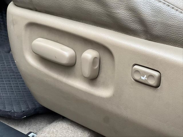 TOYOTA豐田 RAV4  第9張相片