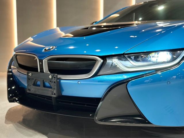 BMW寶馬 I8  第3張相片