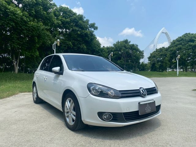 VOLKSWAGEN福斯 GOLF  第1張相片