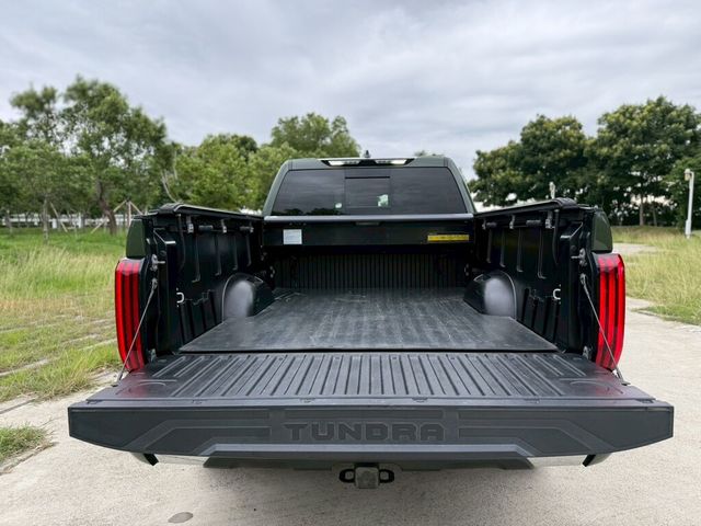 TOYOTA豐田 TUNDRA  第5張相片