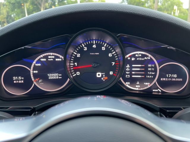 PORSCHE保時捷 CAYENNE  第4張相片