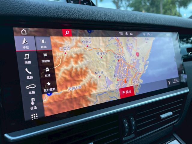 PORSCHE保時捷 CAYENNE  第6張相片