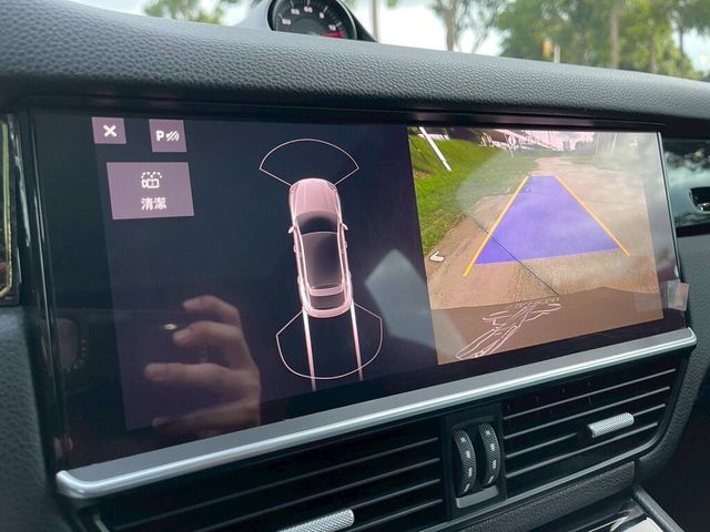 PORSCHE保時捷 CAYENNE  第8張相片