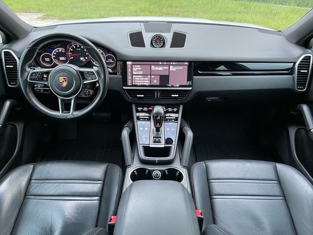 PORSCHE保時捷 CAYENNE  第11張相片