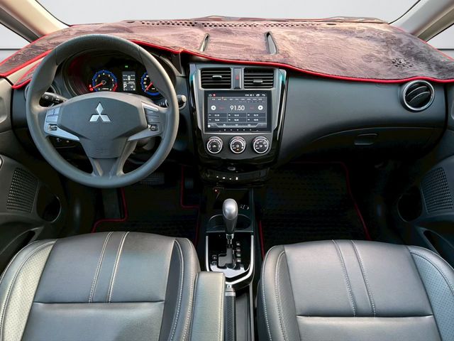 MITSUBISHI三菱 COLT PLUS  第8張相片