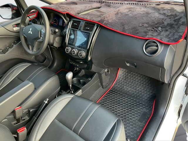 MITSUBISHI三菱 COLT PLUS  第9張相片