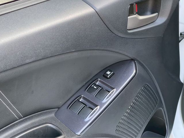 MITSUBISHI三菱 COLT PLUS  第12張相片