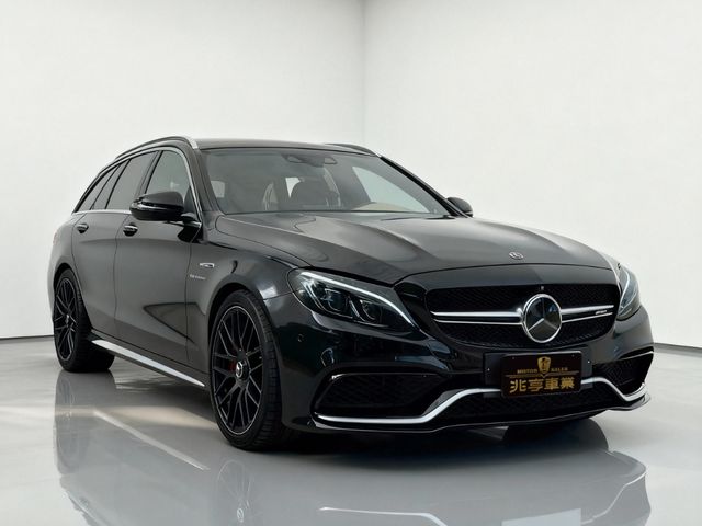 M-BENZ賓士 C63 S AMG  第2張相片