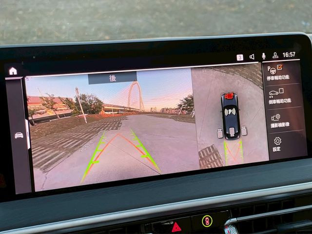BMW寶馬 X4 XDRIVE30I  第8張相片