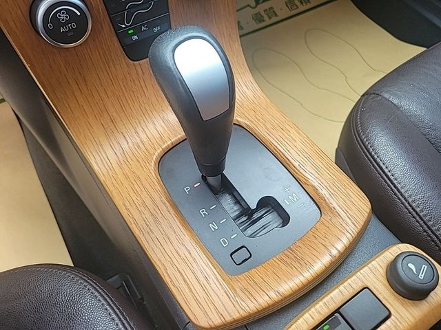 VOLVO富豪 V50  第15張相片