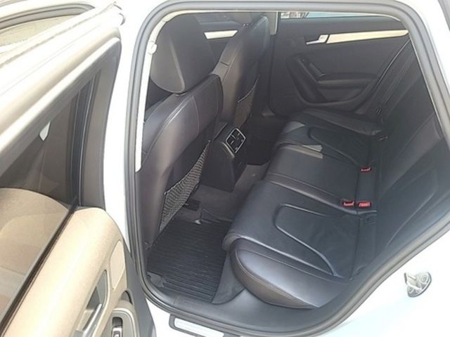 AUDI奧迪 A4 AVANT  第6張相片