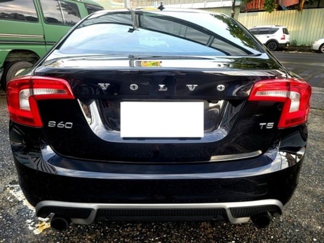 VOLVO富豪 S60  第4張相片