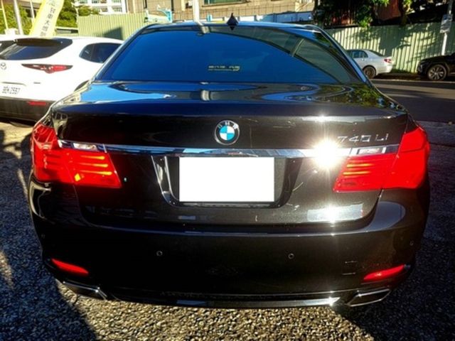 BMW寶馬 740LI  第4張相片