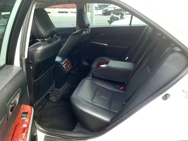 TOYOTA豐田 CAMRY  第7張相片